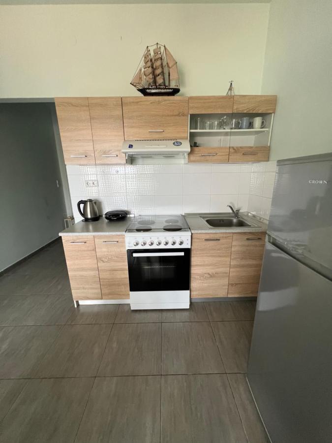 Step To The Sea Apartment Nea Karvali Exterior photo